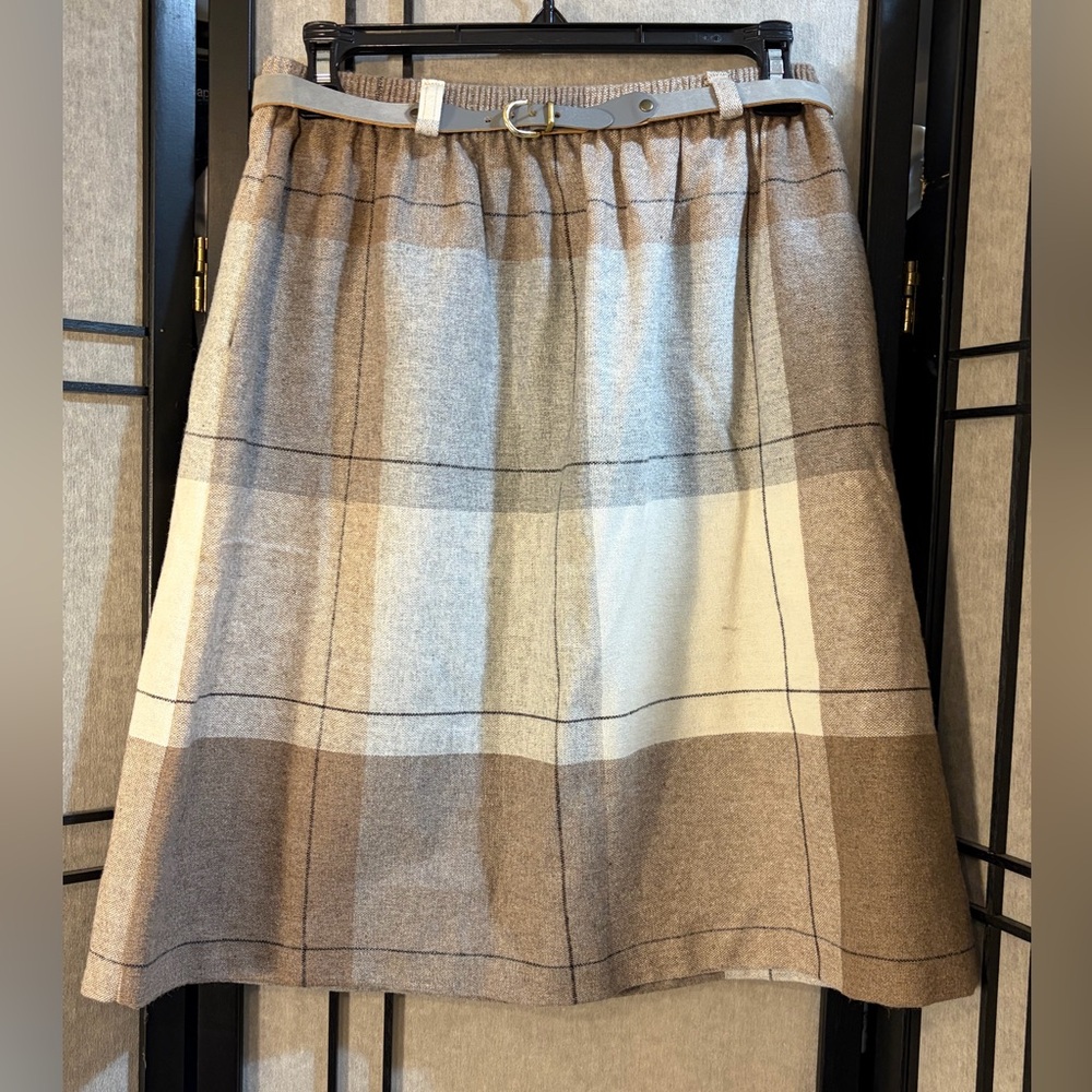 Vintage City Square Plaid Skirt Size 11 / 12 Ivory Tan Grey Belted Pockets NWT